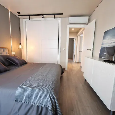 Emerald - Spacious Modern 2 Bedroom Appartement